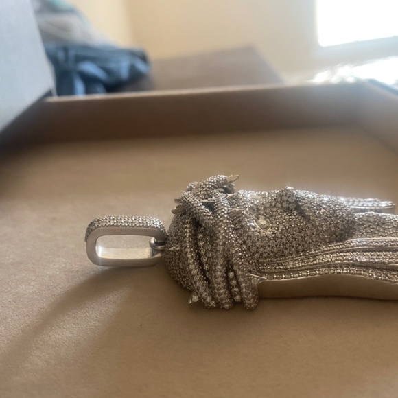 Jewelry - Picture 8 of 11